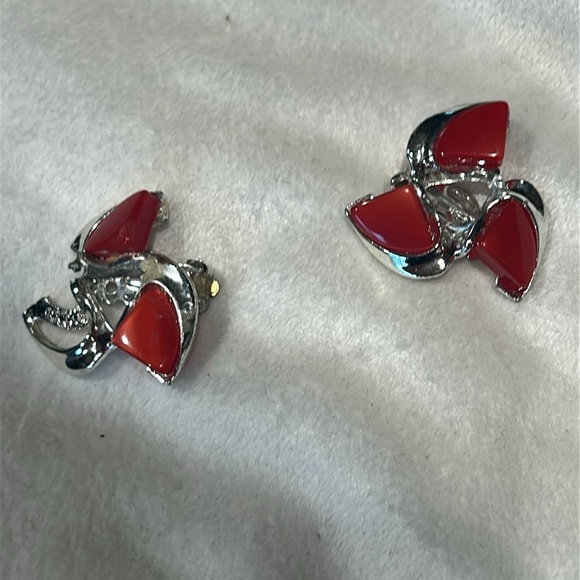 Vintage 5 pairs of stunning Silver Red blue clip and pierced Earrings set - Picture 7 of 7